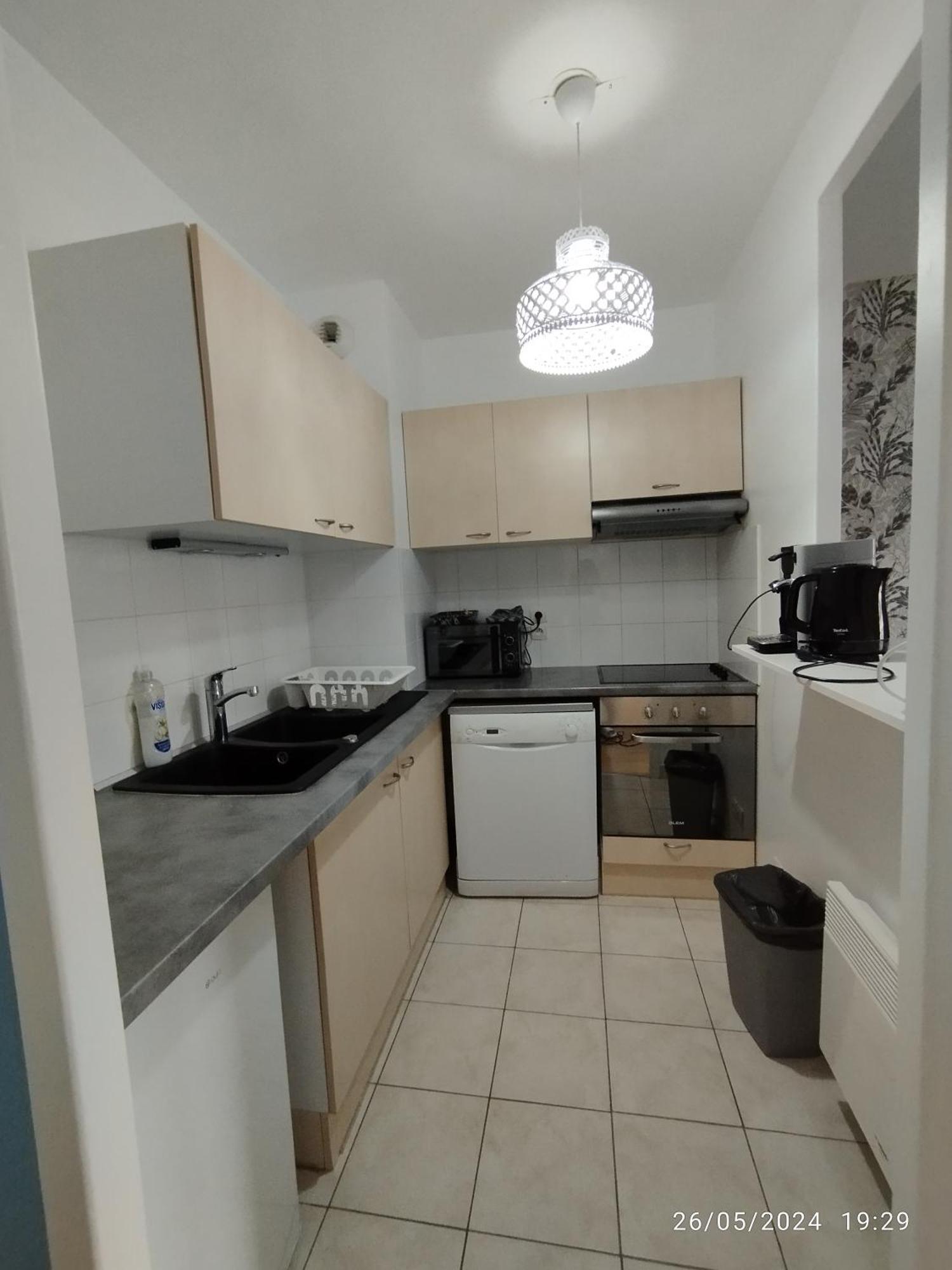 Situe Place Toscane A 5 Min De Apartment